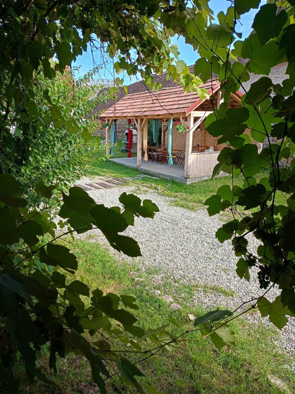 Chalet Giuel Barcut Exteriör bild