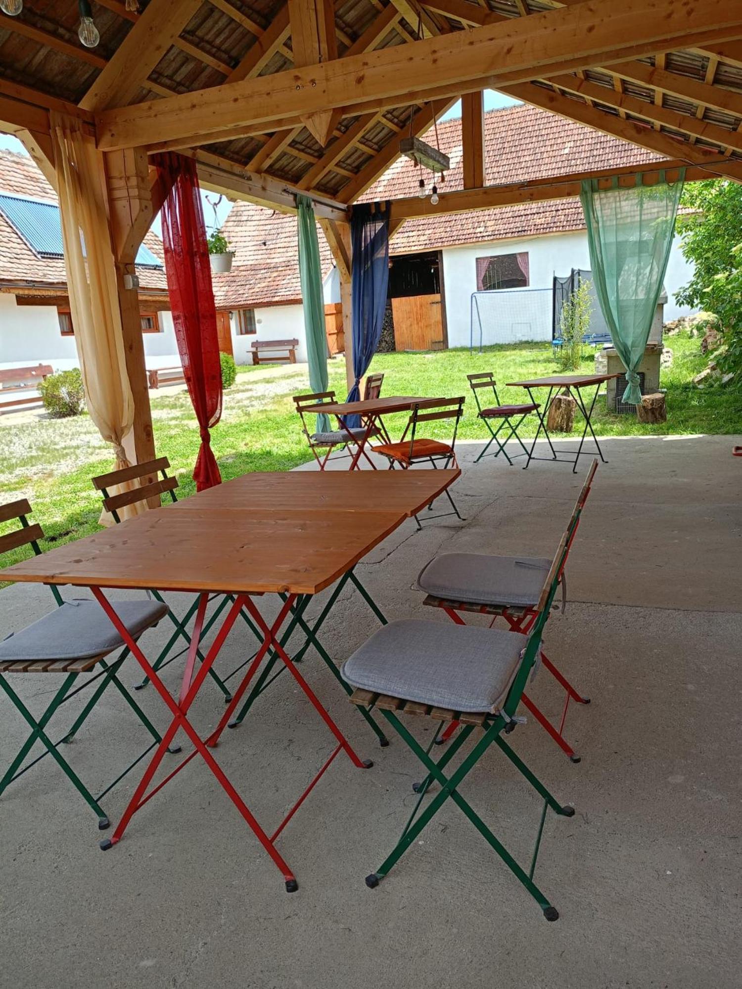 Chalet Giuel Barcut Exteriör bild